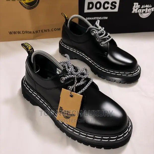 Xmela DR MARTENS